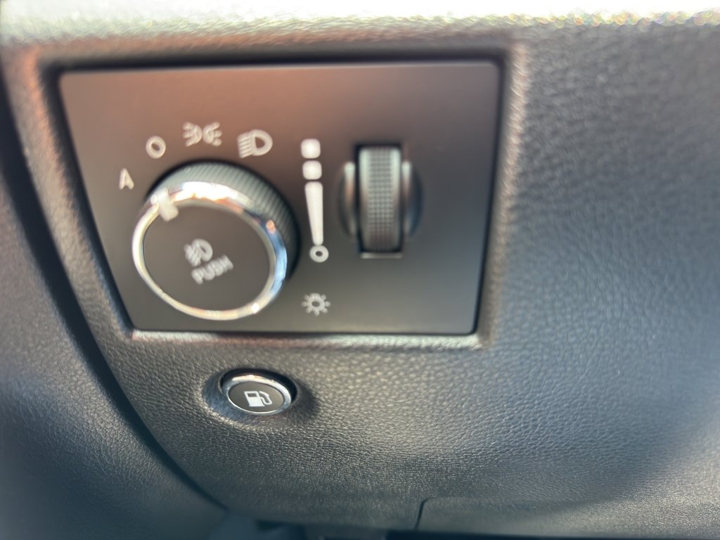 Used 2020 Bright White Jeep Limited X image 28