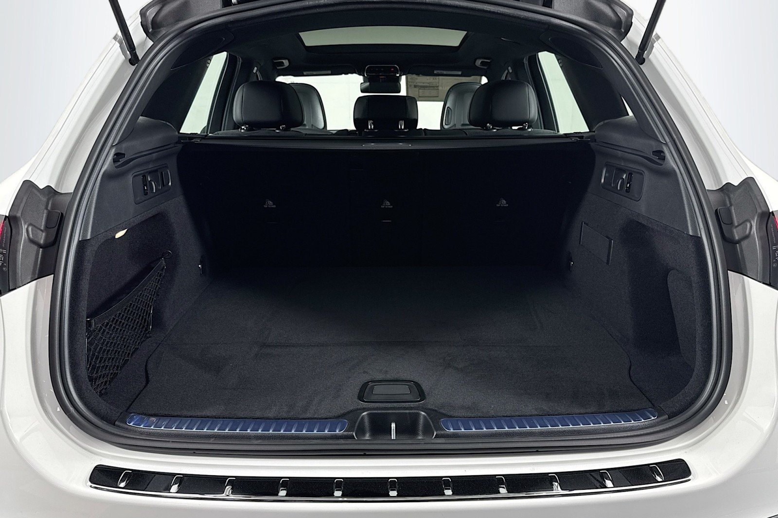 New 2026 Polar White Mercedes-Benz AMG® GLC 43 4MATIC SUV image 22