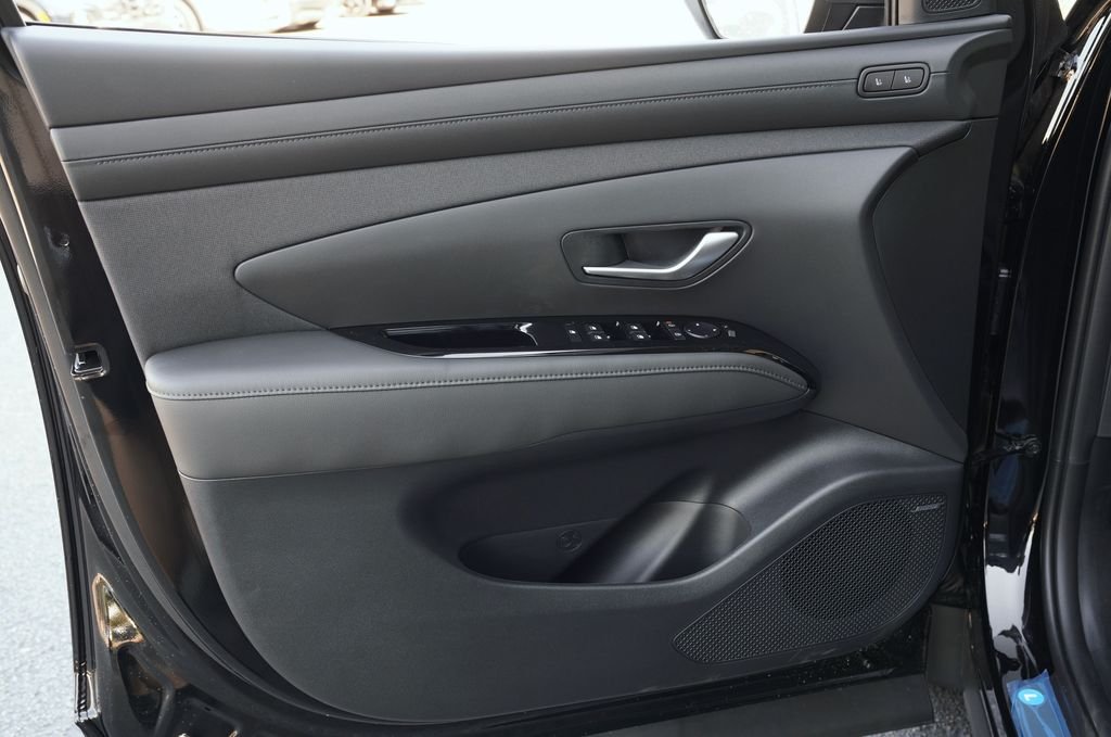 New 2026 Phantom Black Hyundai Limited image 38