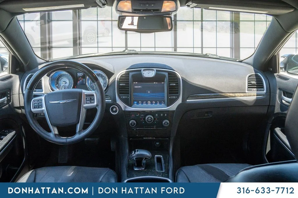 Used 2014 White Chrysler C image 4