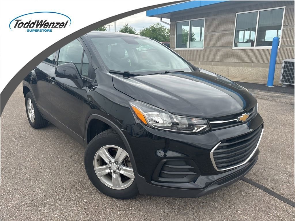2019 Chevrolet Trax LS AWD's photo