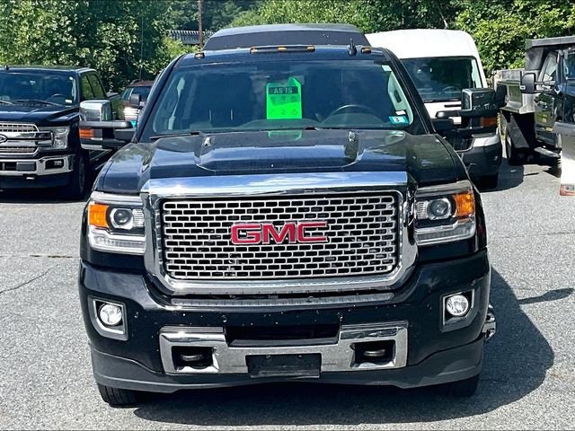 Used 2015 Black GMC Denali image 2
