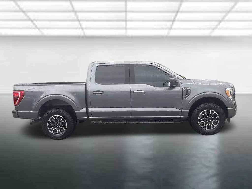 Certified Used 2021 Carbonized Gray Metallic Ford XLT image 13
