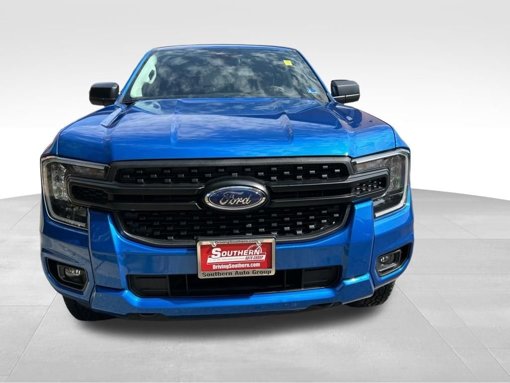 Used 2025 Blue Ford XL image 9