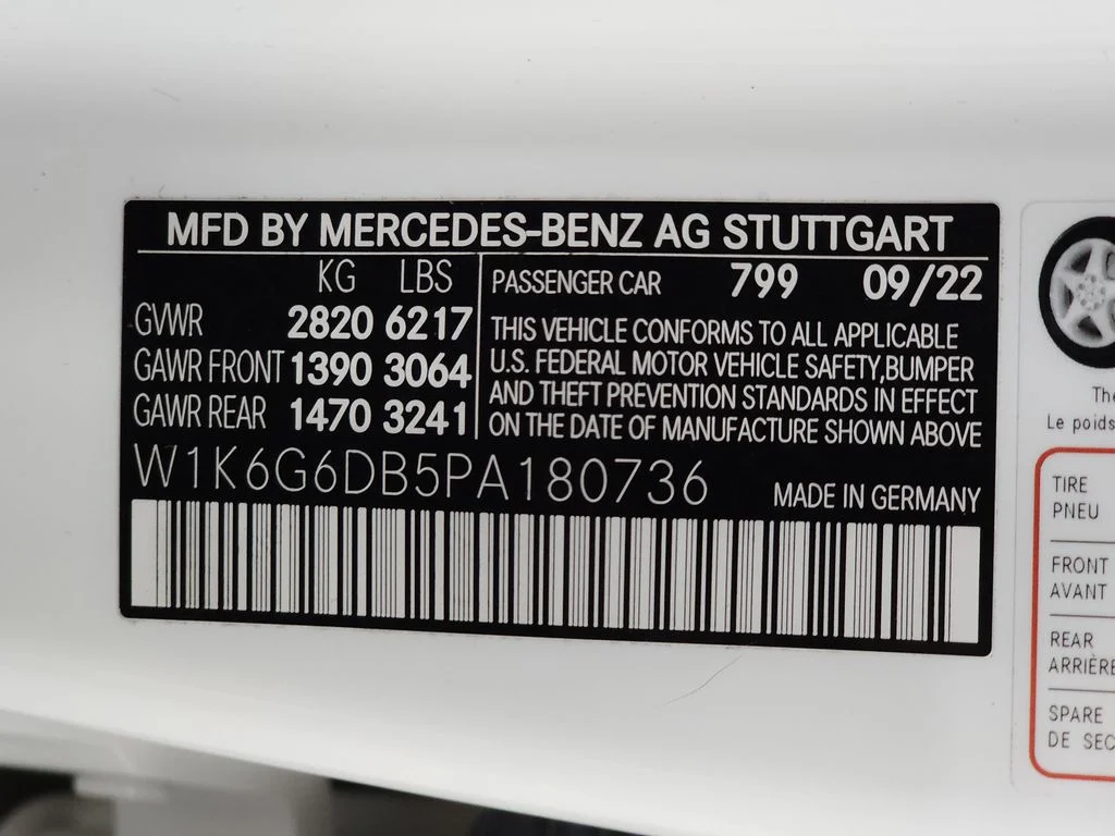Used 2023 MANUFAKTUR Diamond White Mercedes-Benz S 500 image 39