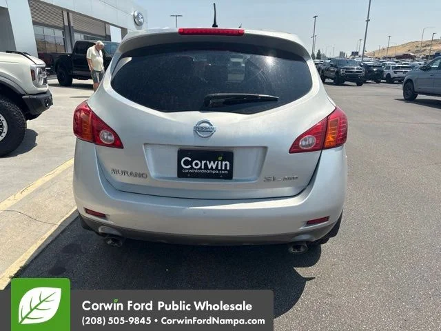 Used 2009 Silver Nissan SL image 5