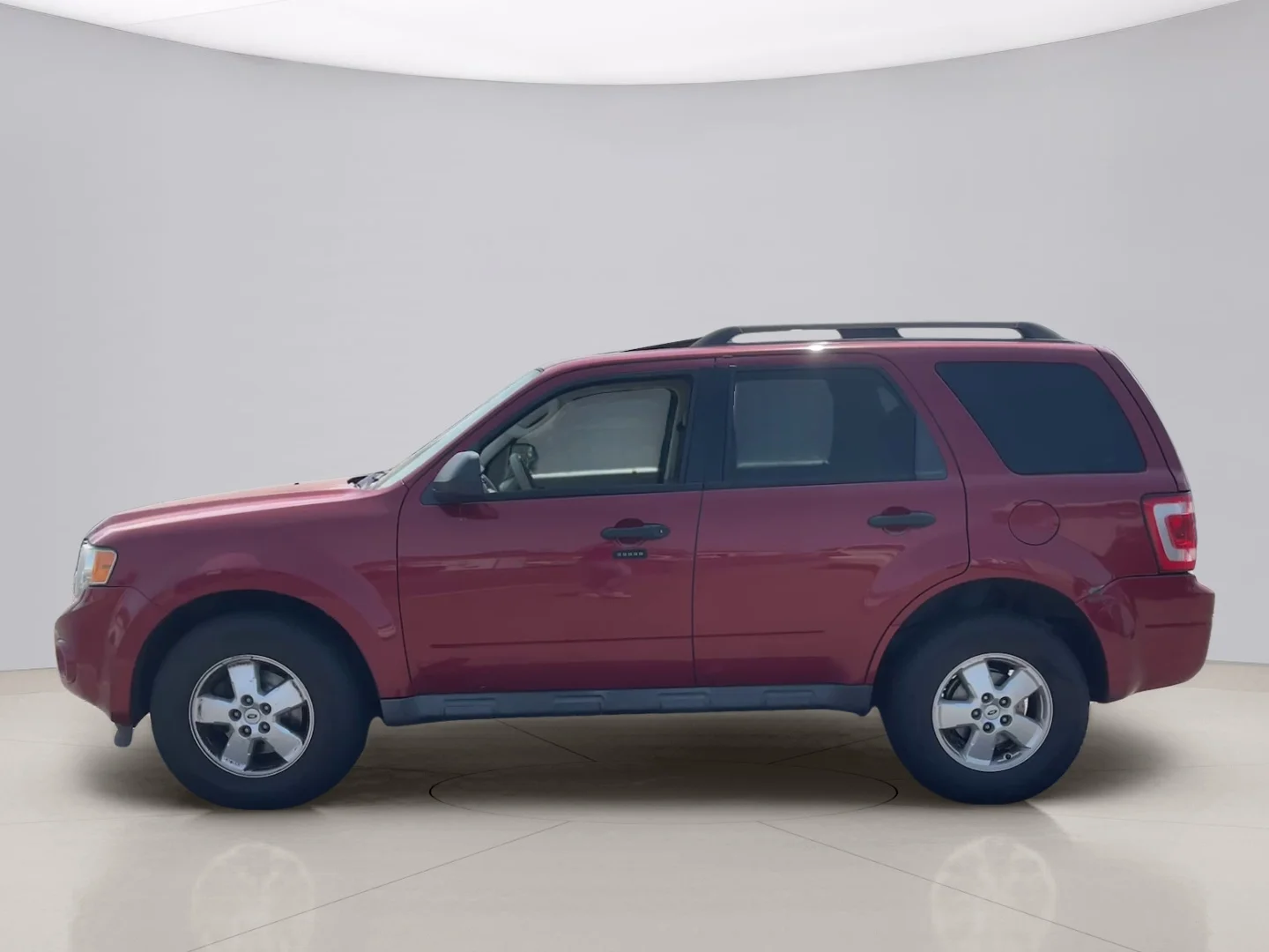 Used 2010 Red Ford XLT image 8