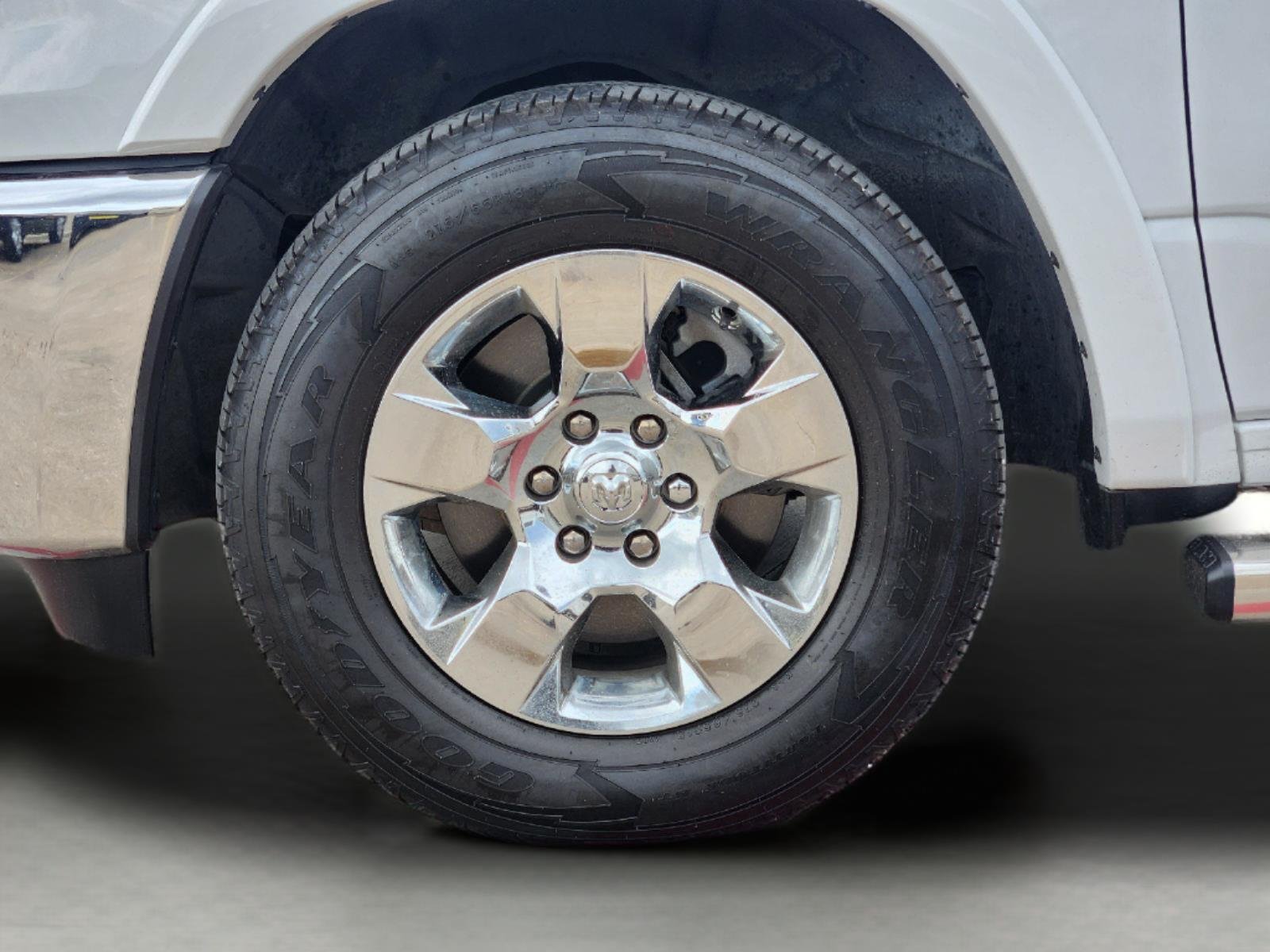 2025 Ram 1500 photo 10 of 33