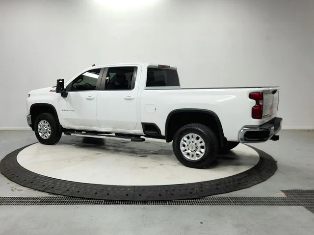 Used 2023 White Chevrolet LT image 6