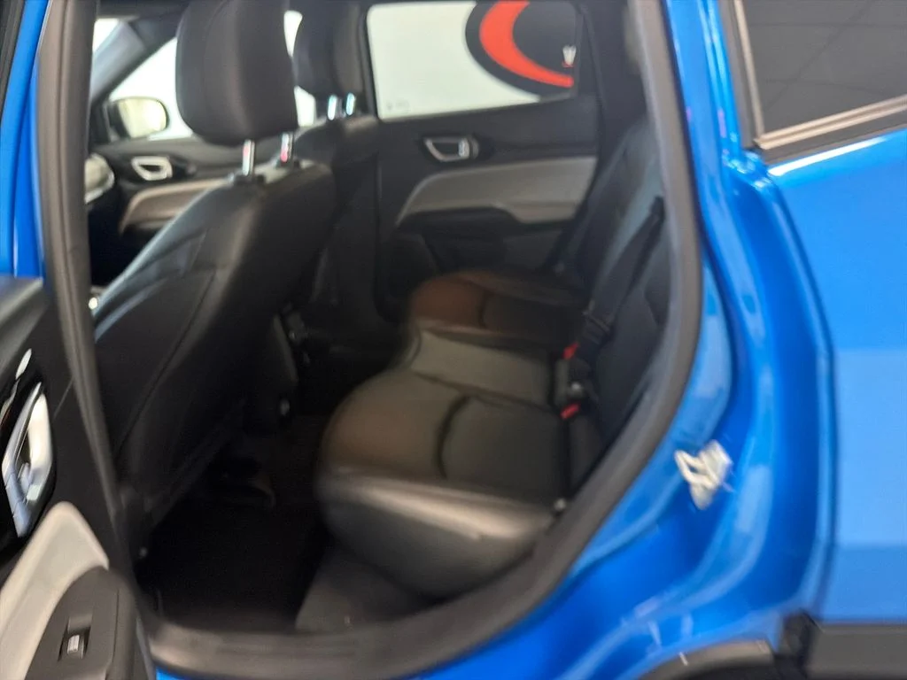 Used 2025 Blue Jeep Limited image 12