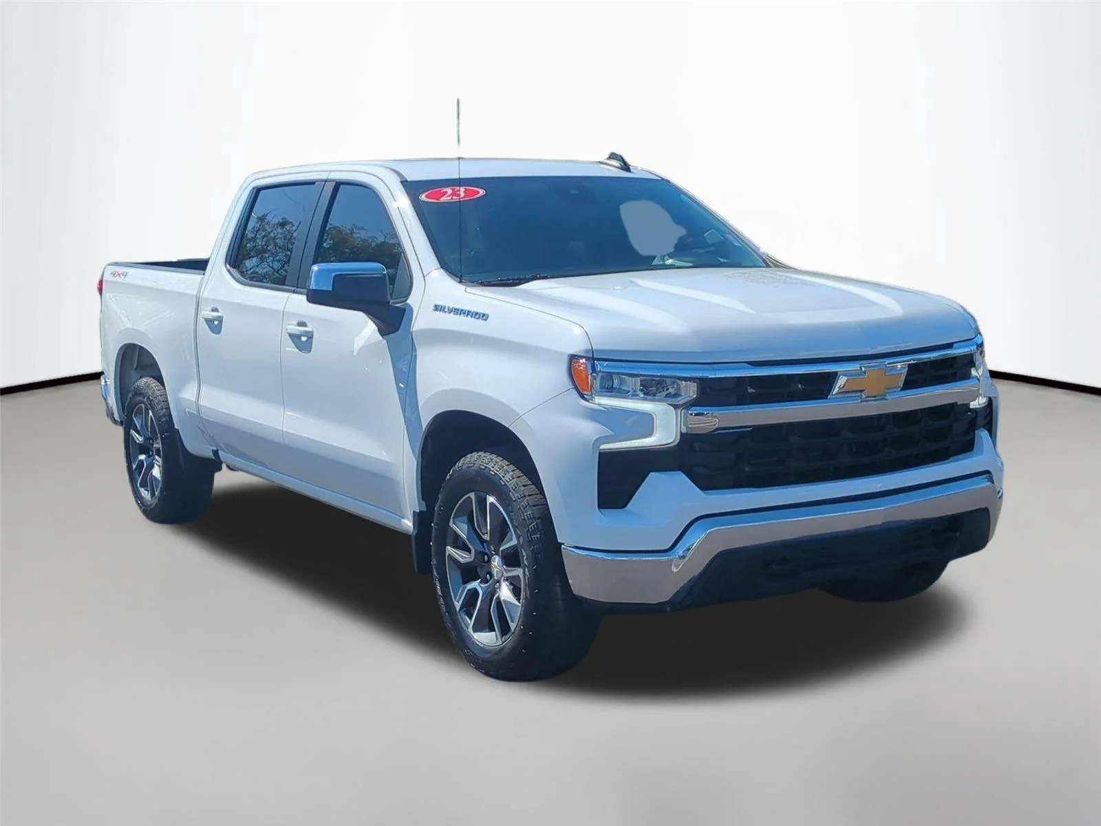 Used 2023 Summit White Chevrolet LT image 7