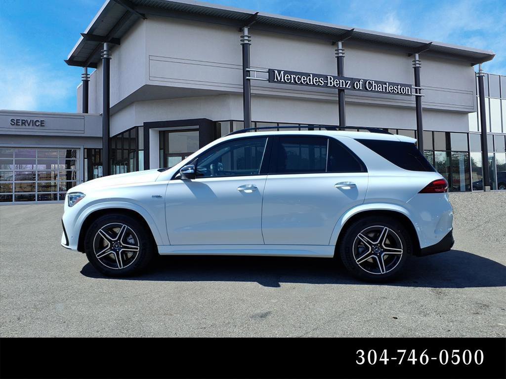 Used 2025 MANUFAKTUR Moonlight White Metallic Mercedes-Benz AMG® GLE 53 image 5