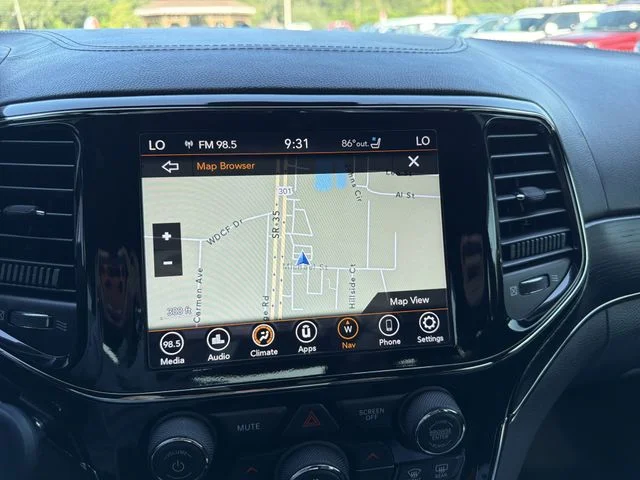 Used 2021 White Jeep Overland image 24