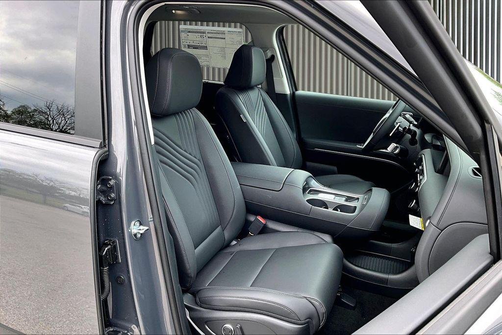 New 2026 Ecotronic Gray Pearl Hyundai SEL Premium image 9