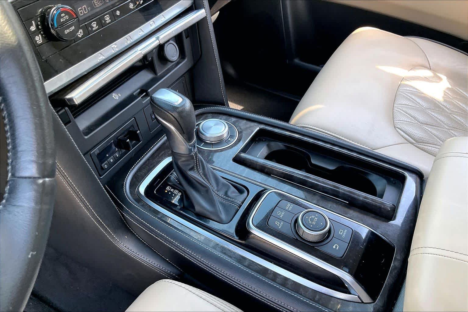 Used 2023 Super Black Nissan Platinum image 16