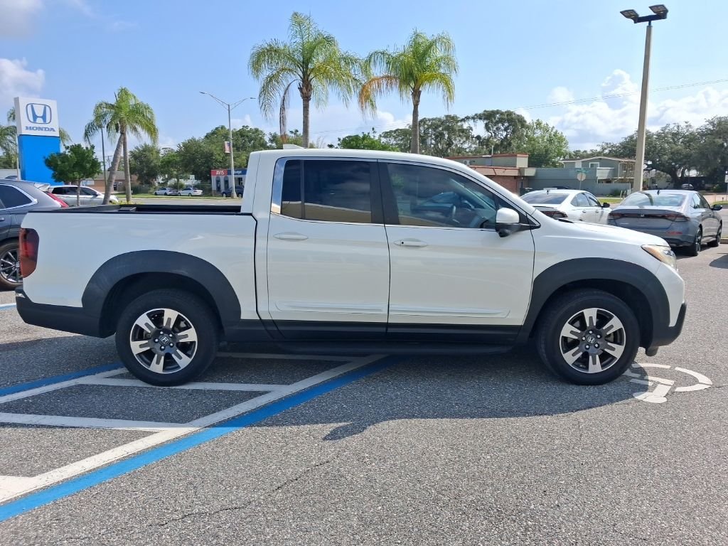 Used 2017 White Honda RTL-T image 4