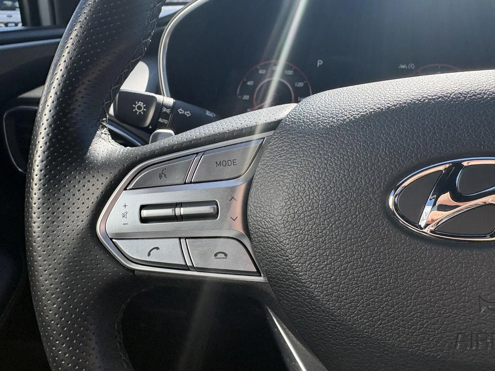 Used 2023 White Hyundai Ultimate Calligraphy image 10