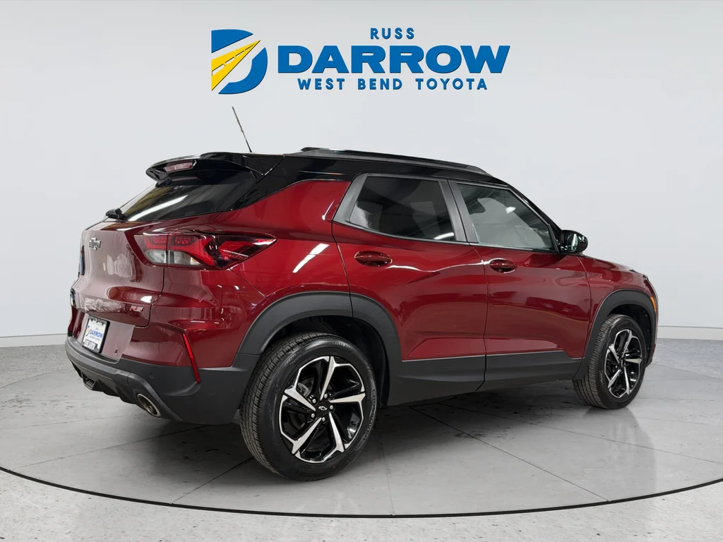 Used 2023 Red Chevrolet RS image 5