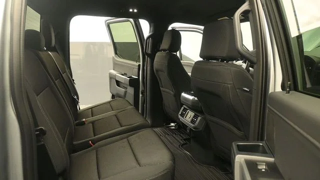 New 2026 Iconic Silver Metallic Ford XLT image 16