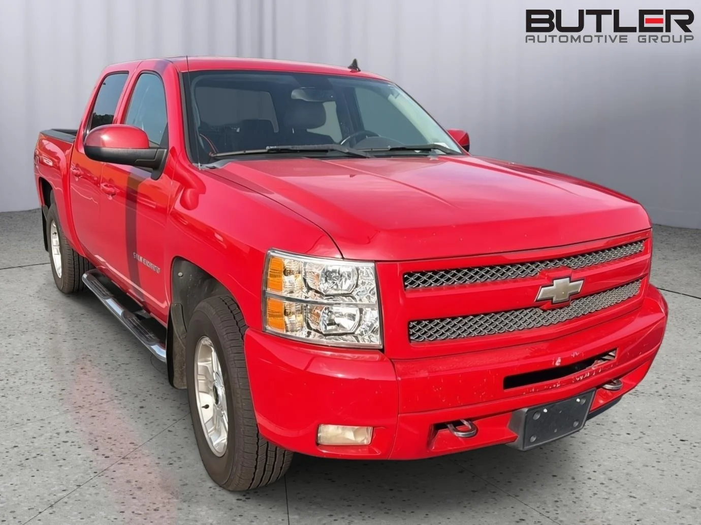 Used 2011 Victory Red Chevrolet LTZ image 3