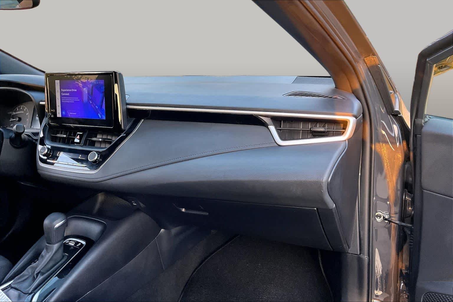 Used 2025 Underground Toyota SE image 18