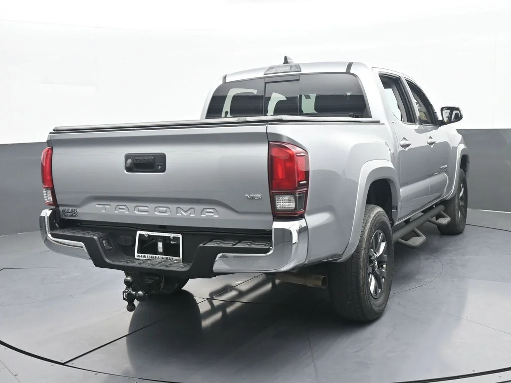 Used 2023 Lunar Rock Toyota SR5 image 5