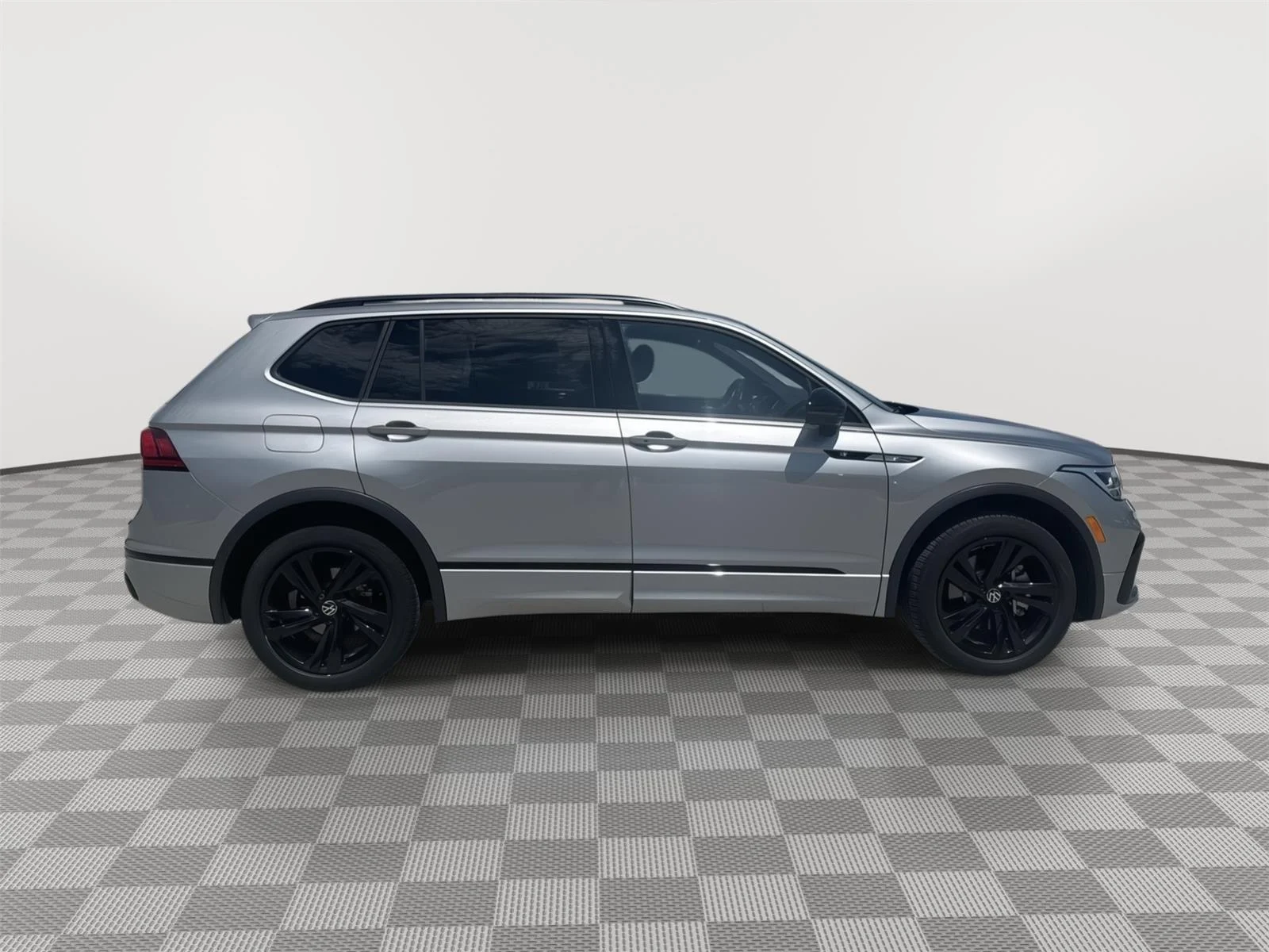Used 2023 SILVER Volkswagen SE R-Line Black image 11