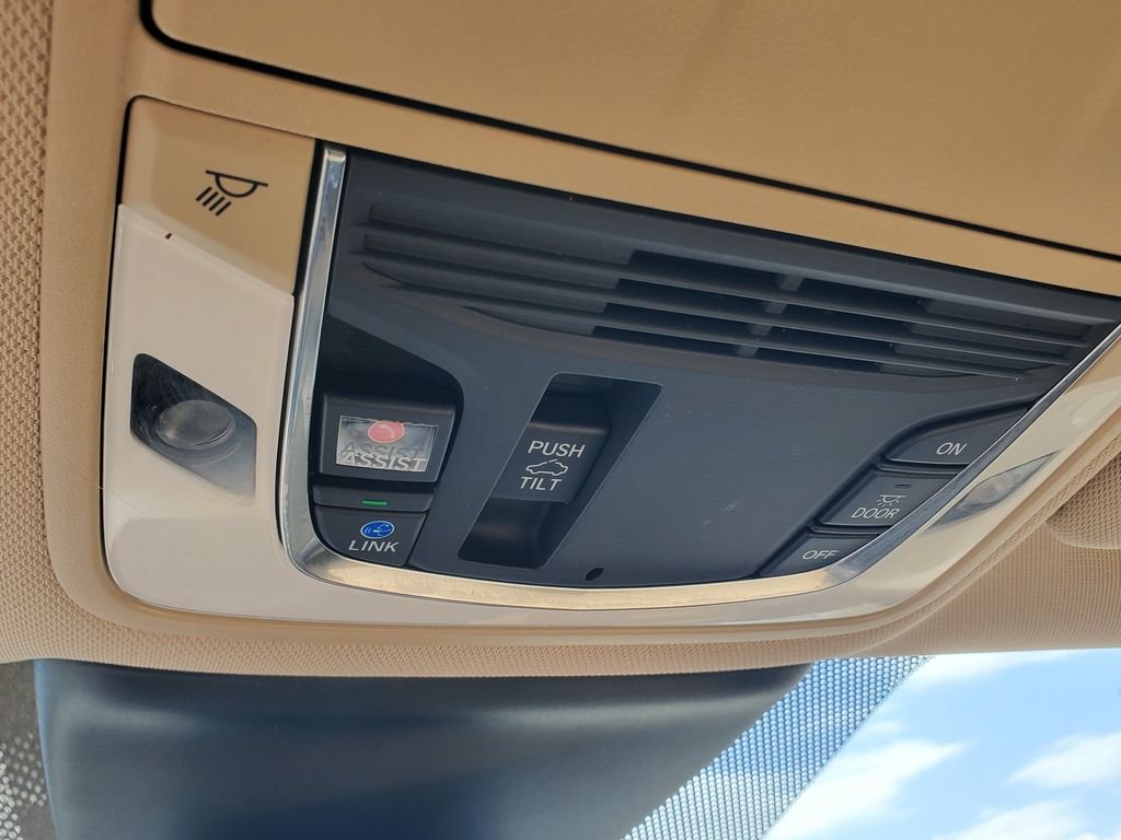 Used 2021 White Acura Technology Package image 34