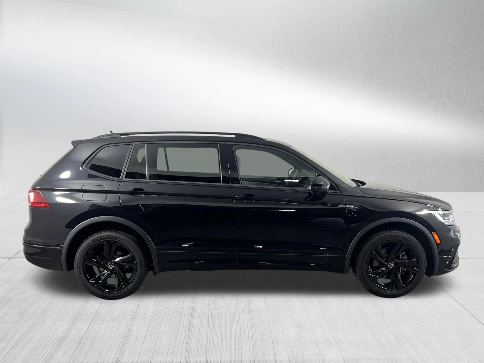 Certified Used 2023 Deep Black Pearl Volkswagen SE R-Line Black image 8