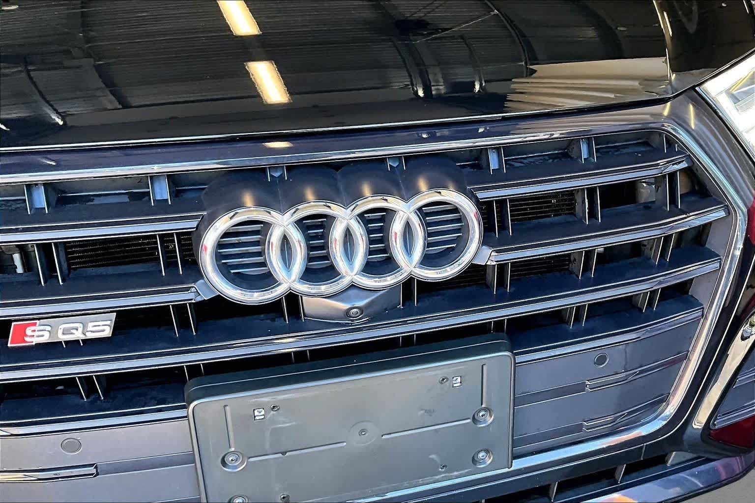 Used 2020 Mythos Black Metallic Audi Prestige image 30