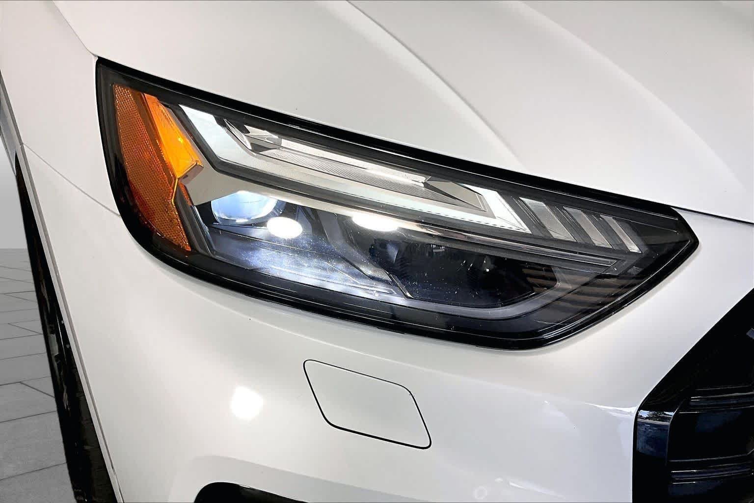 Used 2022 Glacier White Metallic Audi S line Prestige image 26