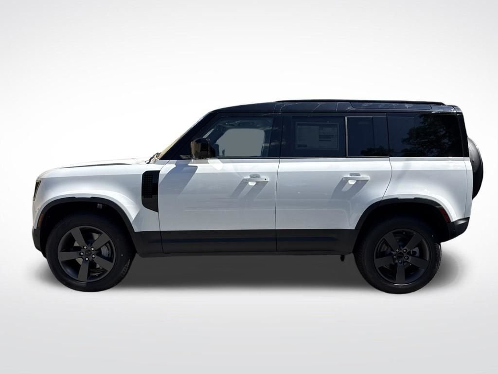 New 2026 White Land Rover S image 8