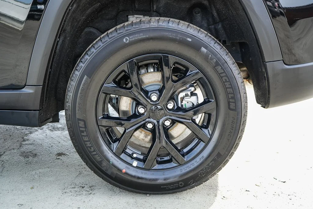 New 2026 Black Jeep Altitude image 12