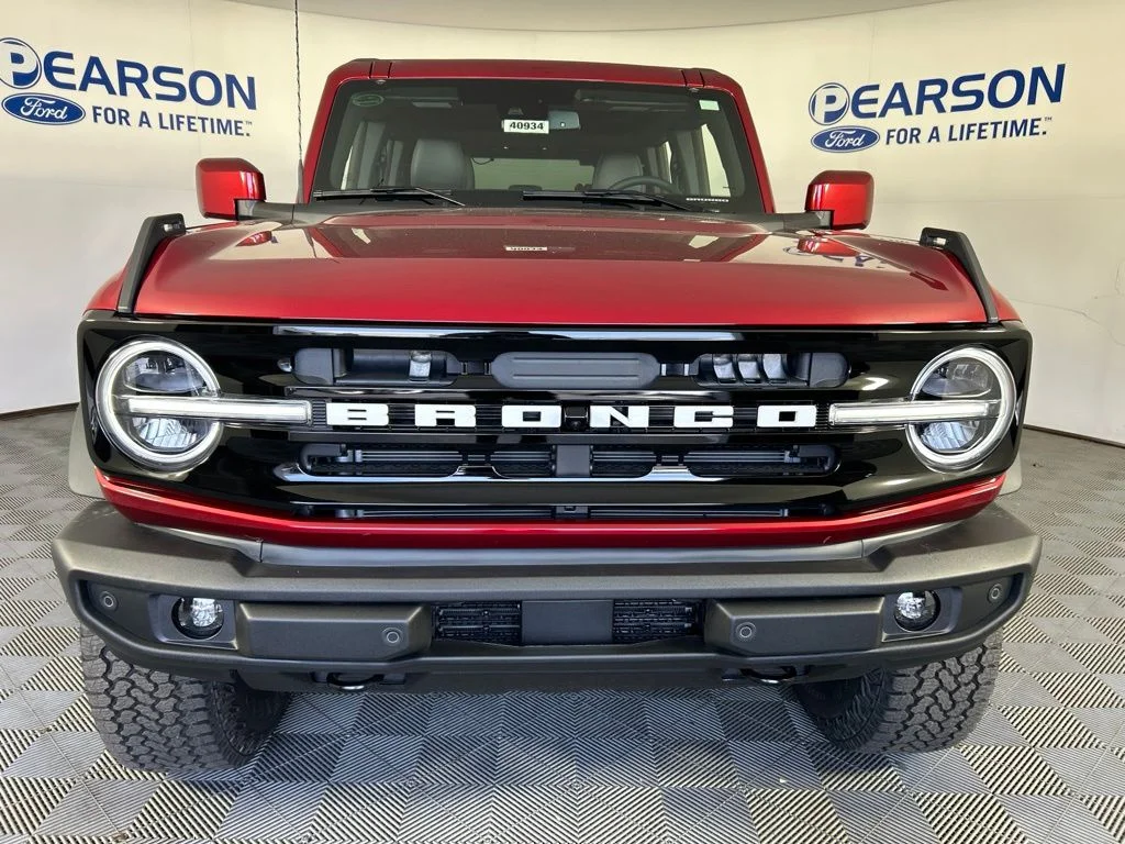 New 2026 Ruby Red Metallic Tinted Clearcoat Ford Outer Banks® image 2
