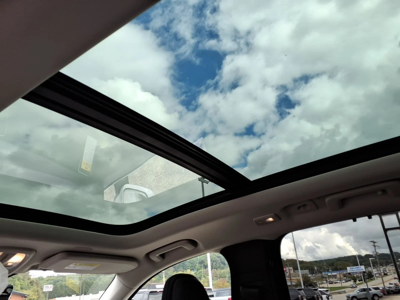 2027 Volvo XC90 Plus - Photo 7