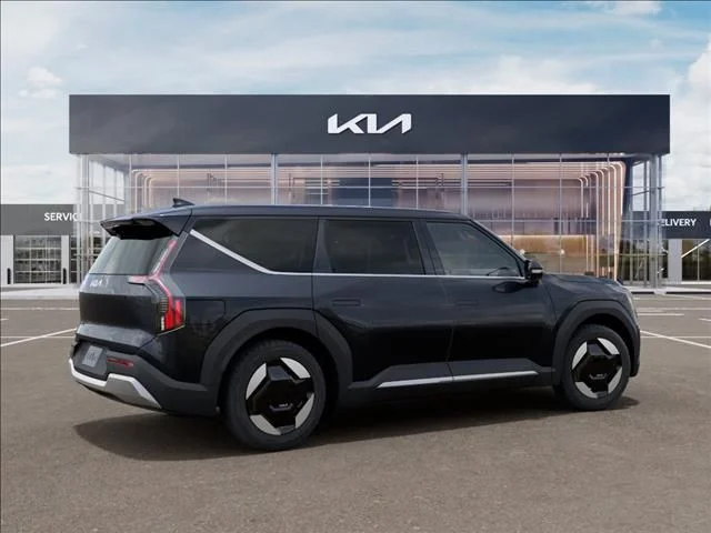 New 2026 Panthera Metal Kia Light Long Range RWD image 6