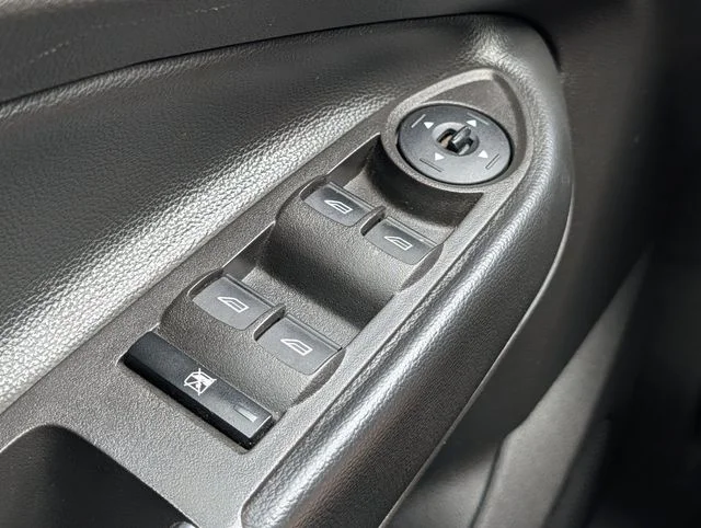 Used 2018 Lightning Blue Metallic Ford SE image 15