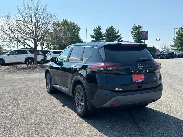 Used 2023 Black Nissan S image 7