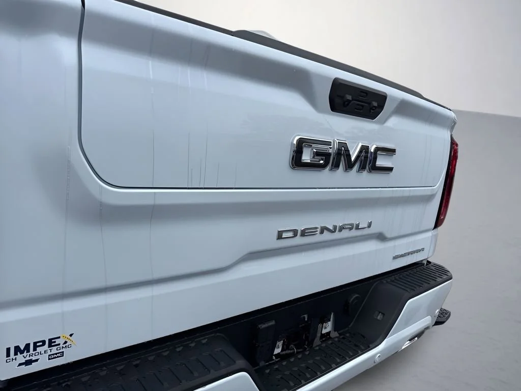 New 2026 Glacier White Tricoat GMC Denali Ultimate image 40