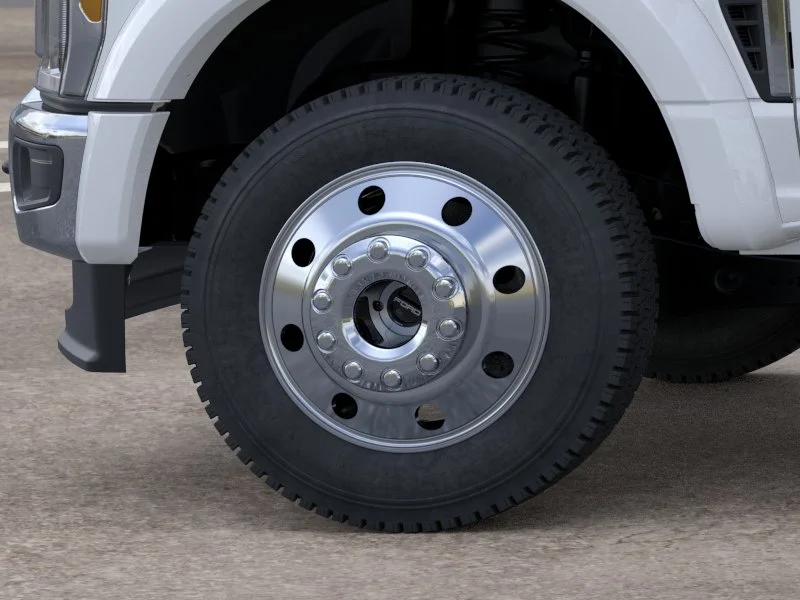 New 2026 Oxford White Ford XLT image 19