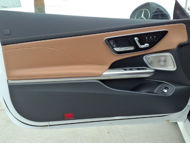 New 2027 White Mercedes-Benz CLE 450 image 13