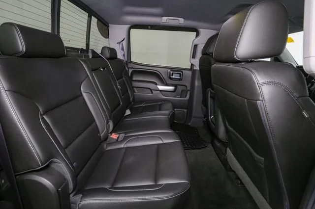 Used 2016 Blue Chevrolet LT image 18