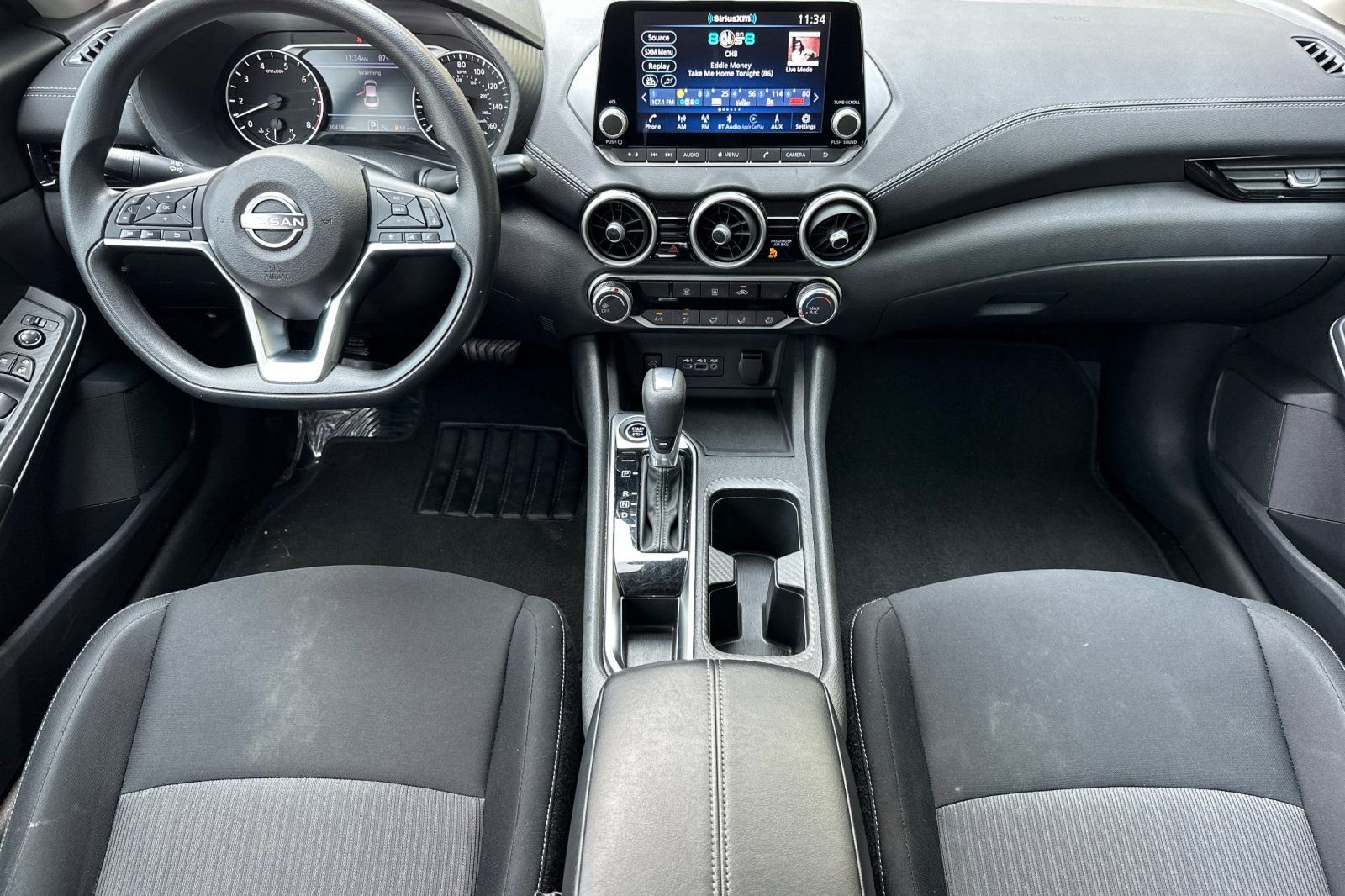 2025 Nissan Sentra SV - Photo 14