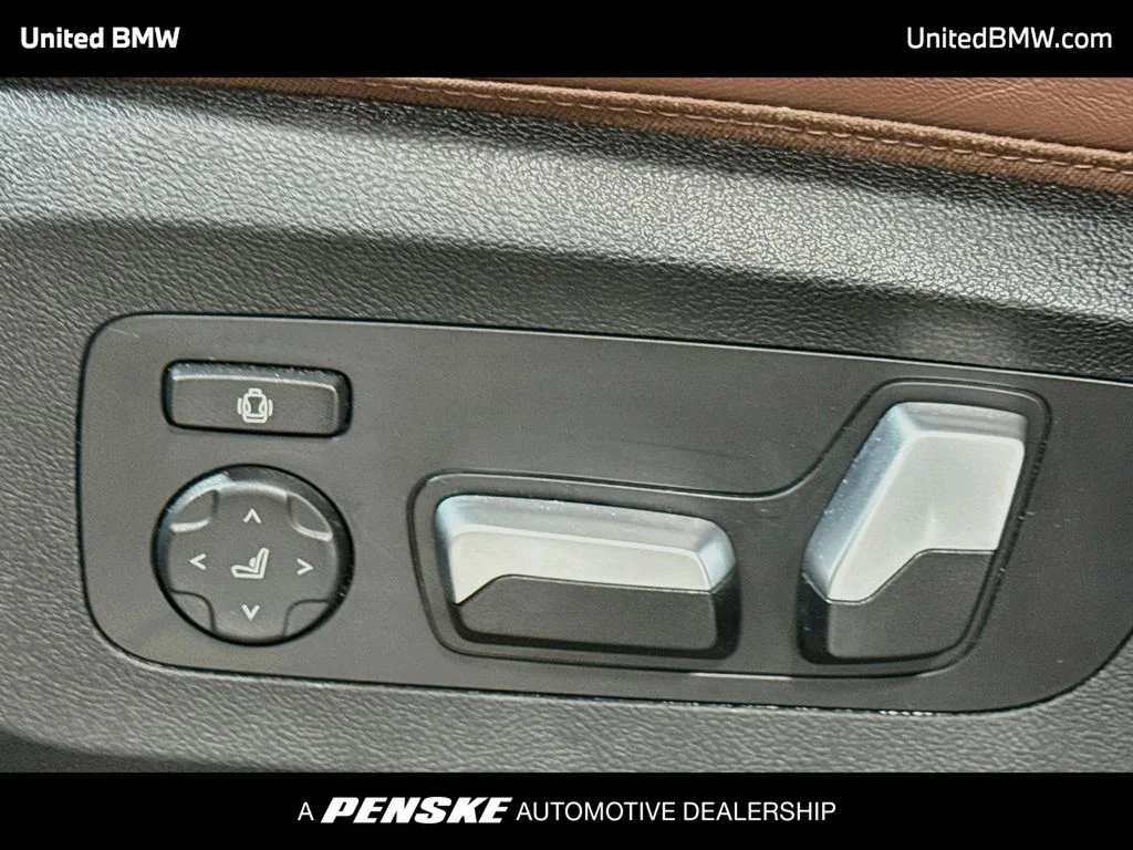 Used 2024 Gray Metallic BMW sDrive40i image 11