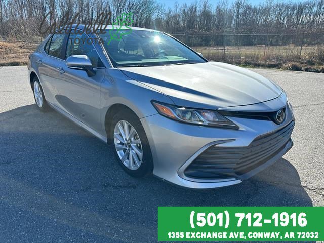 2024 Toyota Camry LE - Photo 30