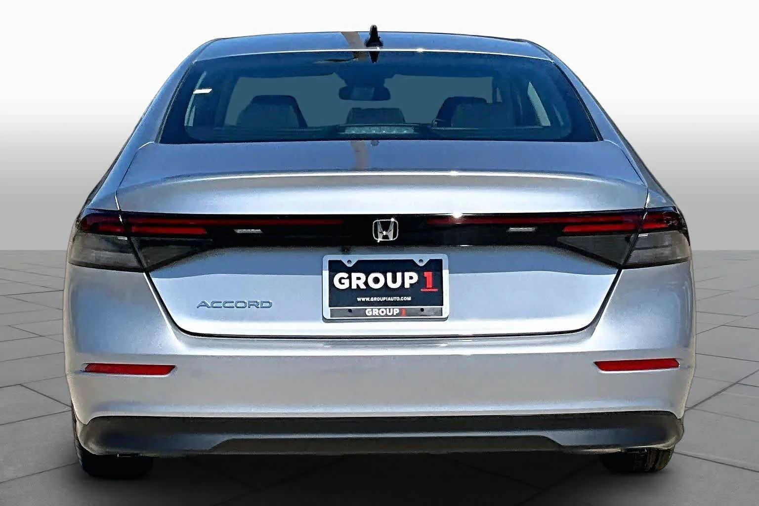 New 2026 Solar Silver Metallic Honda SE image 4