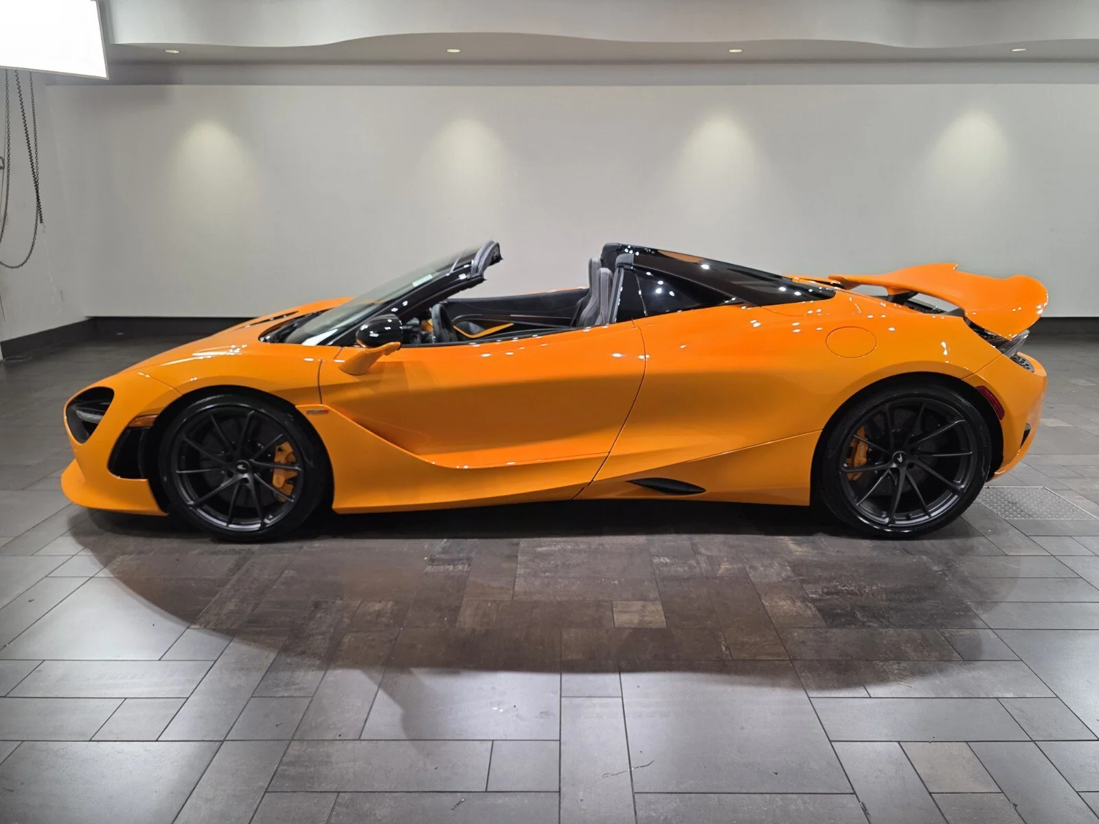 New 2027 McLaren Orange McLaren Spider image 3