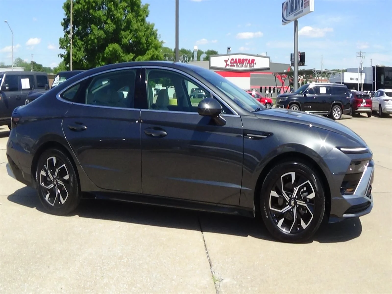 Used 2025 Portofino Gray Metallic (t2g) Hyundai SEL image 5