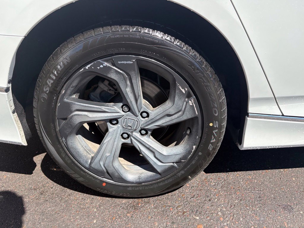 Used 2018 White Honda EX image 5