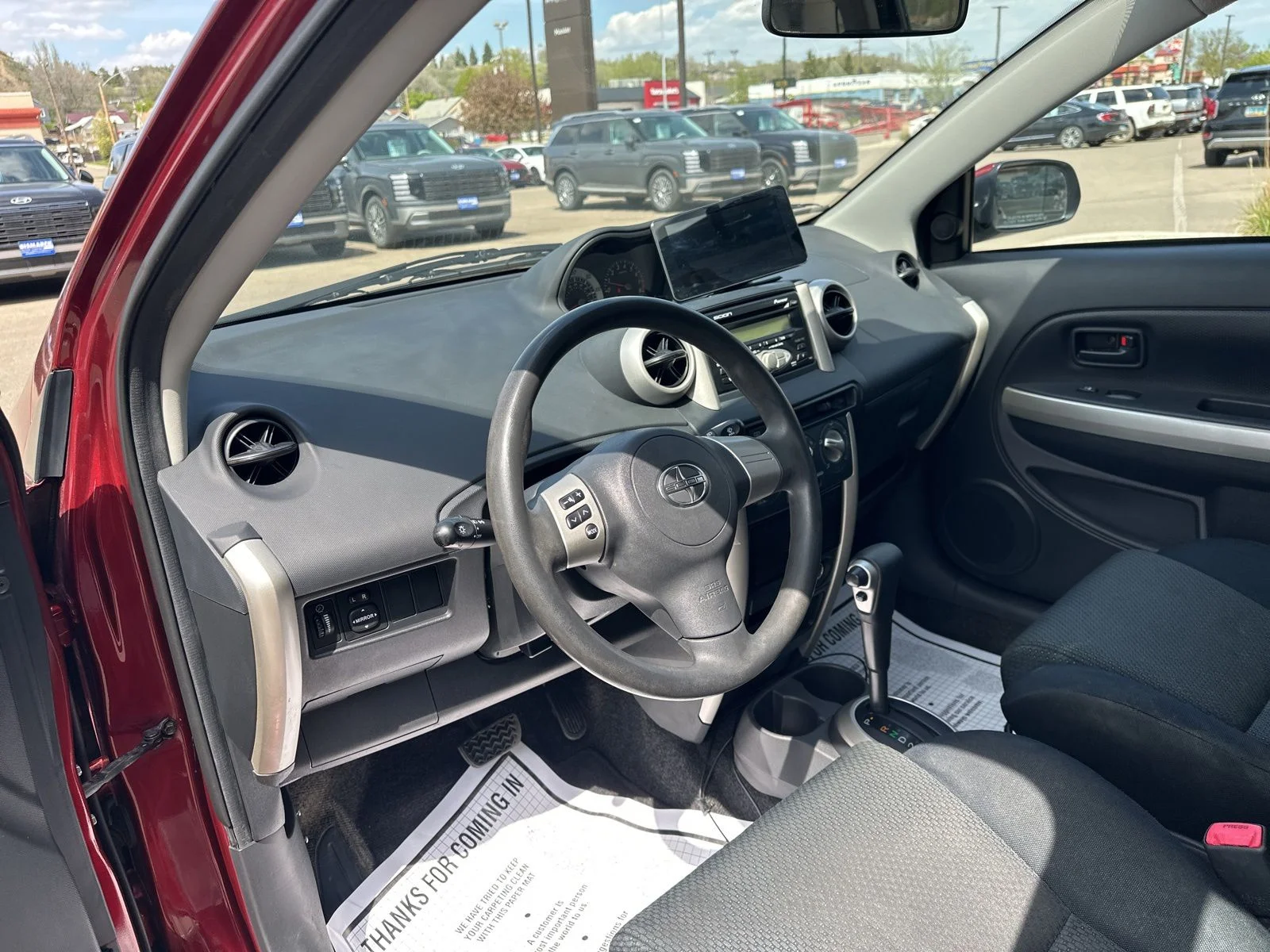 Used 2006 Red Scion Base image 11